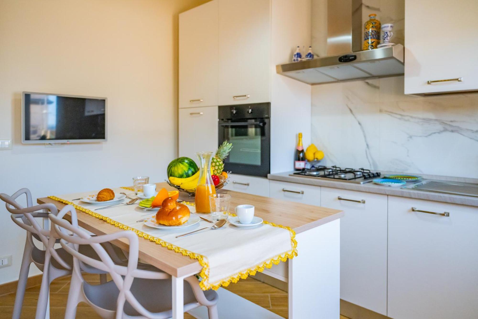 Achilles Apartment Джардіні-Наксос Екстер'єр фото